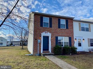 142 SURREY CLUB LN, Stephens City, VA 22655