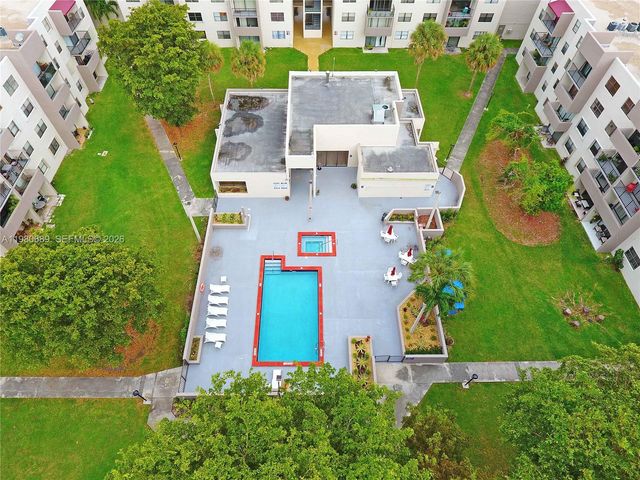 8006 SW 149th Ave D403, Miami, FL 33193