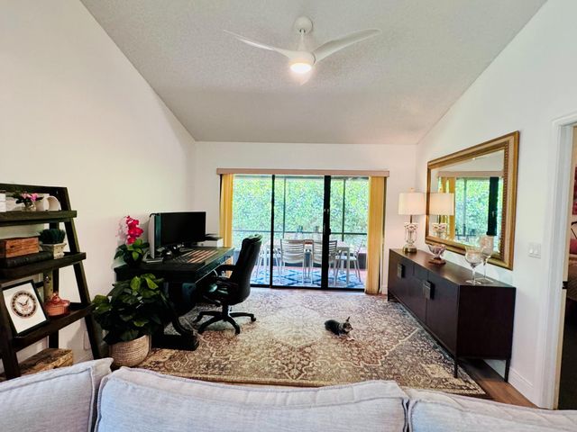 5157 Magellan Way E, Delray Beach, FL 33484