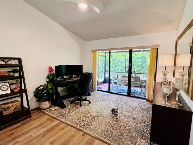 5157 Magellan Way E, Delray Beach, FL 33484