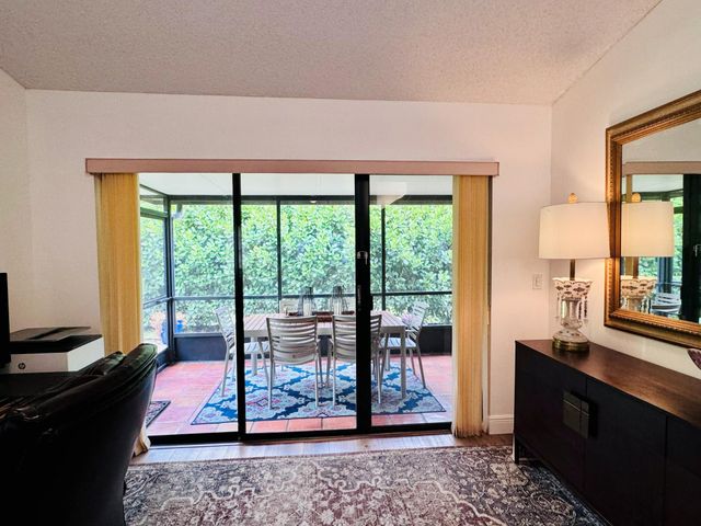 5157 Magellan Way E, Delray Beach, FL 33484
