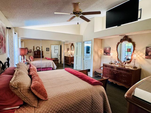 5157 Magellan Way E, Delray Beach, FL 33484