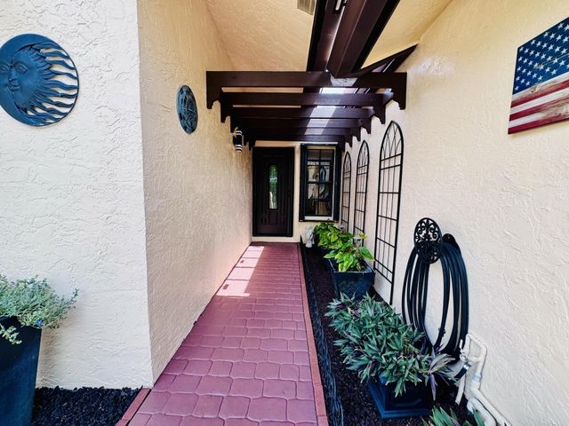 5157 Magellan Way E, Delray Beach, FL 33484