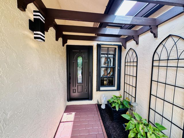 5157 Magellan Way E, Delray Beach, FL 33484