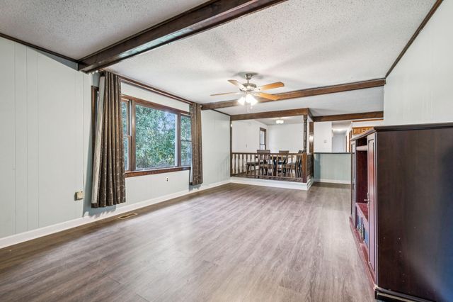 588 Sweeton Hill Road, Coalmont, TN 37313