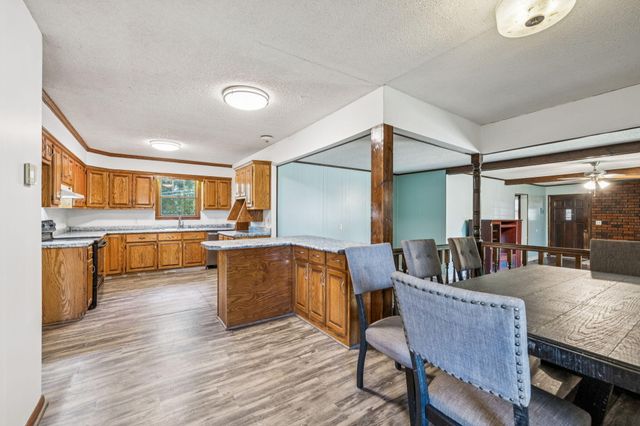 588 Sweeton Hill Road, Coalmont, TN 37313