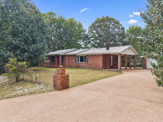 588 Sweeton Hill Road, Coalmont, TN 37313