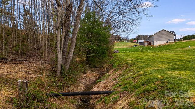 842 Old NC 20 Highway, Alexander, NC 28701