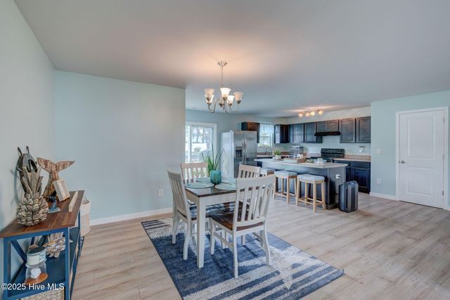 881 Golf View Road, Southport, NC 28461