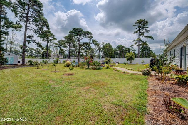 881 Golf View Road, Southport, NC 28461