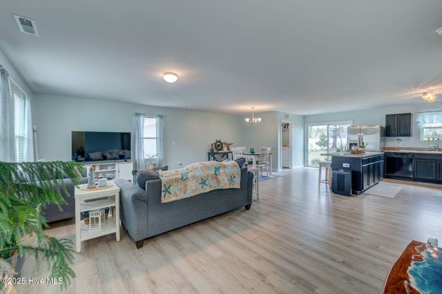 881 Golf View Road, Southport, NC 28461