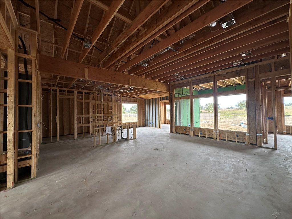 144 Agua Dulce, Bastrop, TX 78602