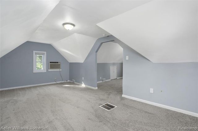 15431 Cruse Street, Detroit, MI 48227