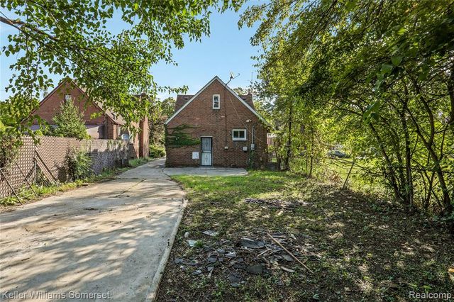 15431 Cruse Street, Detroit, MI 48227