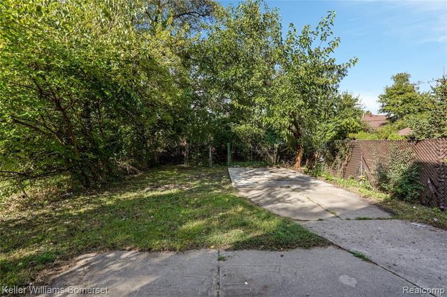 15431 Cruse Street, Detroit, MI 48227
