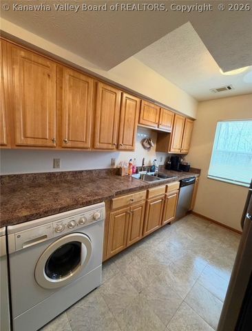 259 Brenda Lane, Sissonville, WV 25312