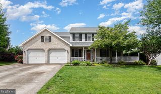 25 BOURBON RED DR, Mechanicsburg, PA 17050