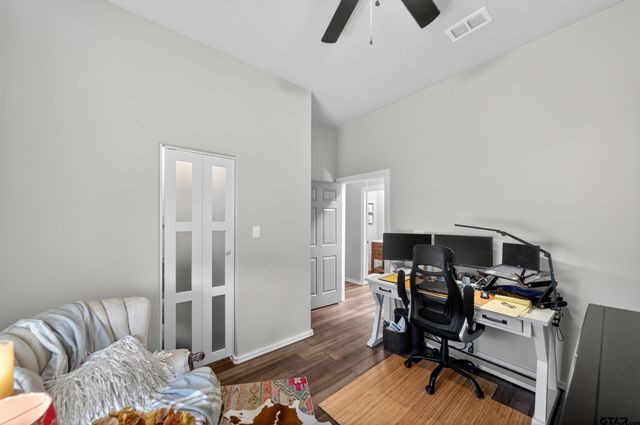 21230 County Rd 4202, Chandler, TX 75758