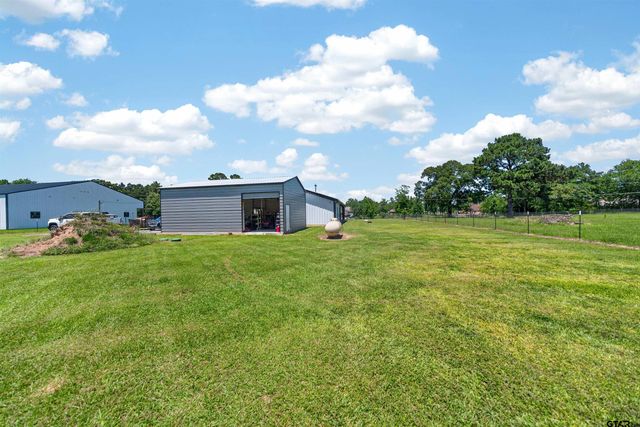 21230 County Rd 4202, Chandler, TX 75758