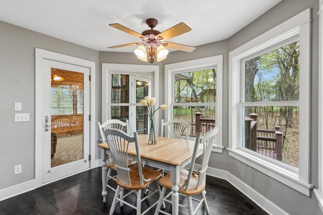 8469 Woodland Curve, Saint Bonifacius, MN 55375
