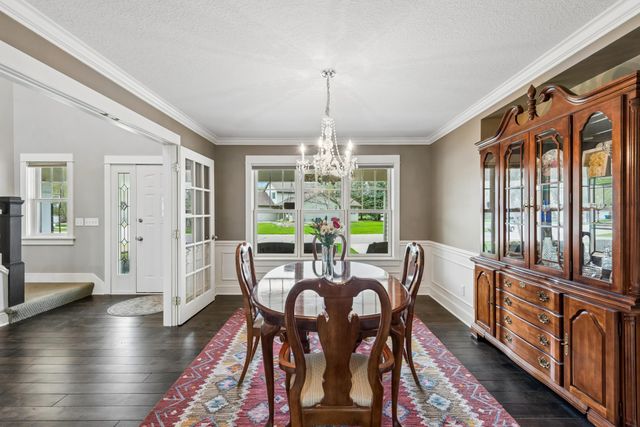 8469 Woodland Curve, Saint Bonifacius, MN 55375