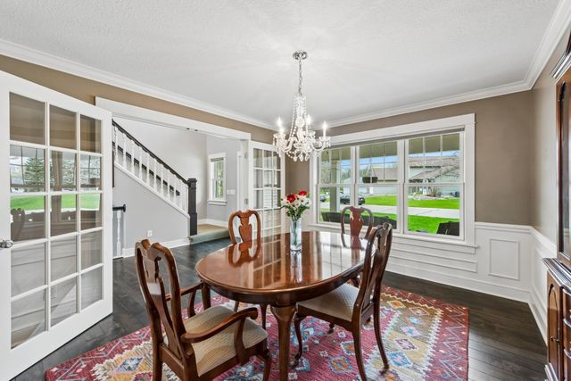8469 Woodland Curve, Saint Bonifacius, MN 55375