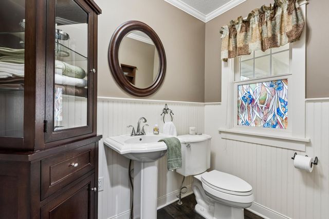 8469 Woodland Curve, Saint Bonifacius, MN 55375