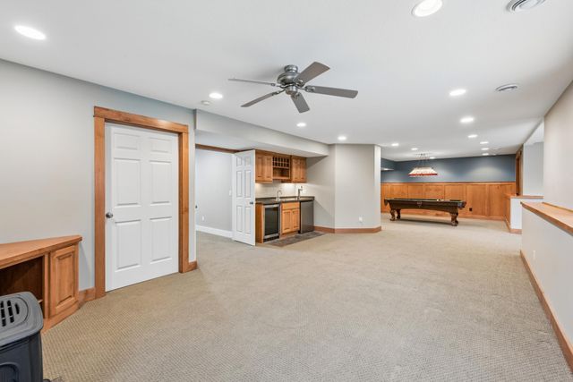8469 Woodland Curve, Saint Bonifacius, MN 55375