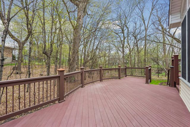 8469 Woodland Curve, Saint Bonifacius, MN 55375