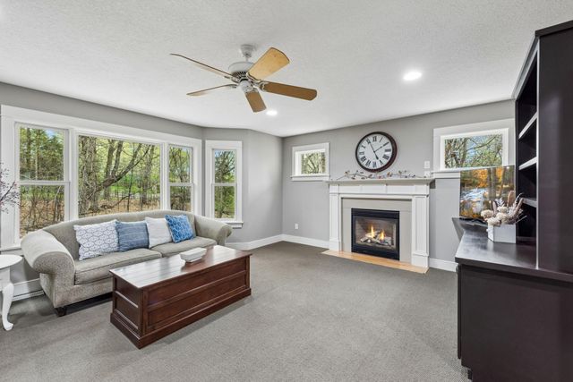 8469 Woodland Curve, Saint Bonifacius, MN 55375