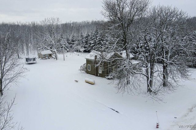 9048 Pearson Road, Hartland, NY 14105