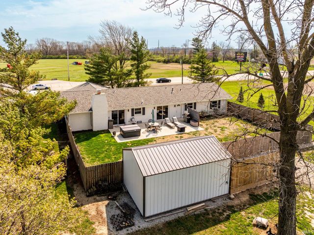 1609 E Royerton Drive, Muncie, IN 47303