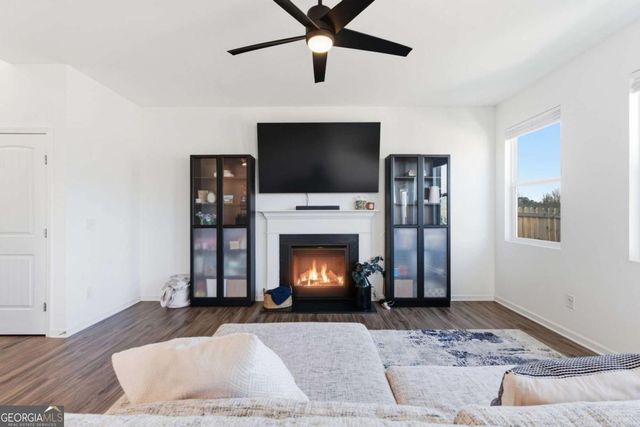 102 Pointe Place, Dawsonville, GA 30534