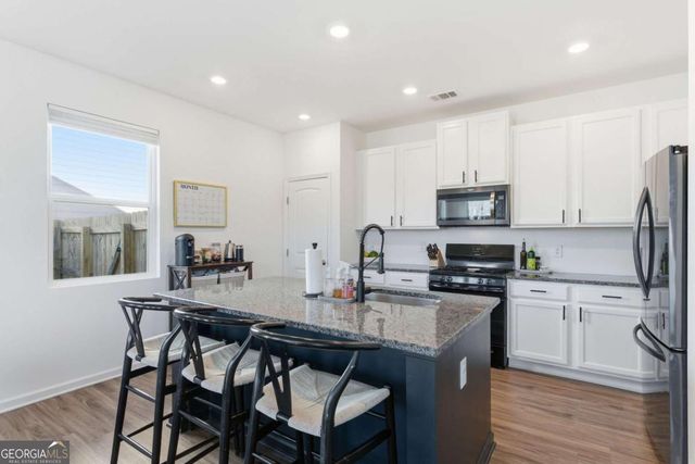 102 Pointe Place, Dawsonville, GA 30534