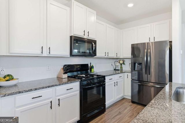 102 Pointe Place, Dawsonville, GA 30534