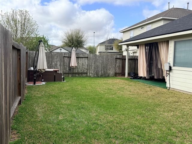 15327 Summerlyn Point Lane, Houston, TX 77053