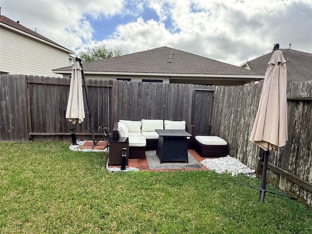 15327 Summerlyn Point Lane, Houston, TX 77053