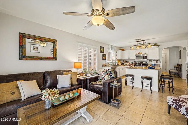 985 E Stardust Way, San Tan Valley, AZ 85143