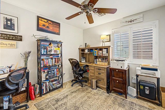 985 E Stardust Way, San Tan Valley, AZ 85143