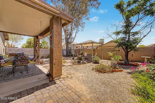 985 E Stardust Way, San Tan Valley, AZ 85143