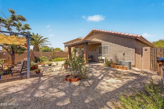 985 E Stardust Way, San Tan Valley, AZ 85143