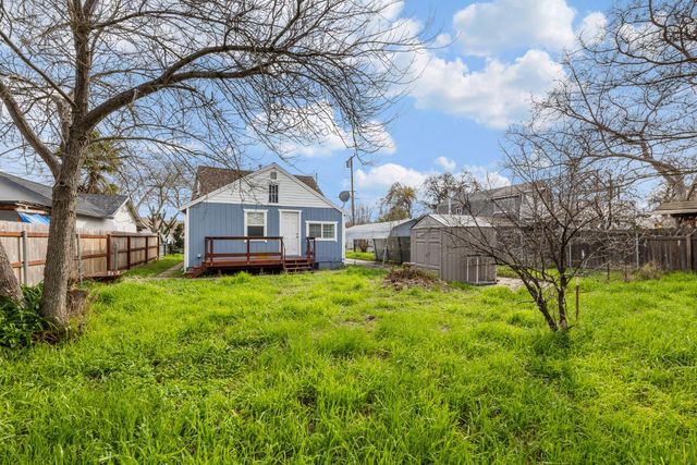 3059 Crandall Ave, Sacramento, CA 95815