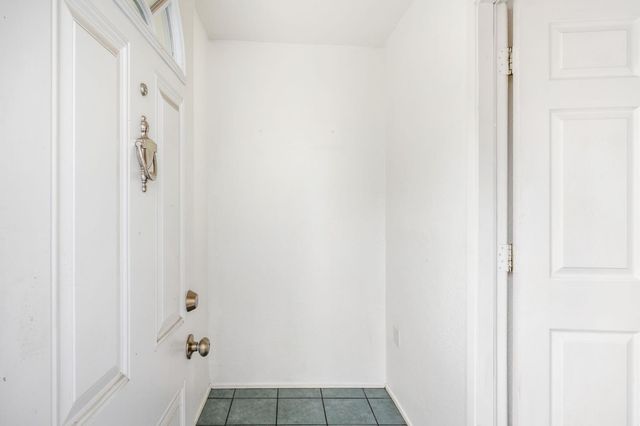 3059 Crandall Ave, Sacramento, CA 95815