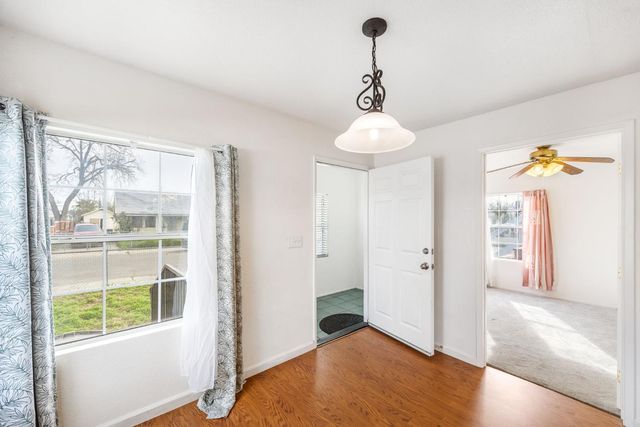 3059 Crandall Ave, Sacramento, CA 95815