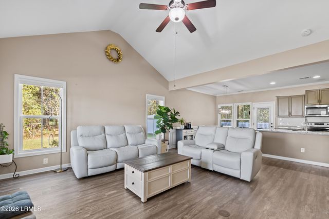 579 Osprey Lake Circle, Hardeeville, SC 29927