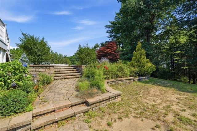 55 Vfw Drive, Rockland, MA 02370