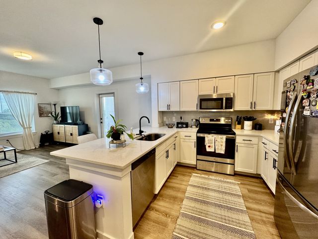 1540 Lebanon Pike Unit 402, Nashville, TN 37210