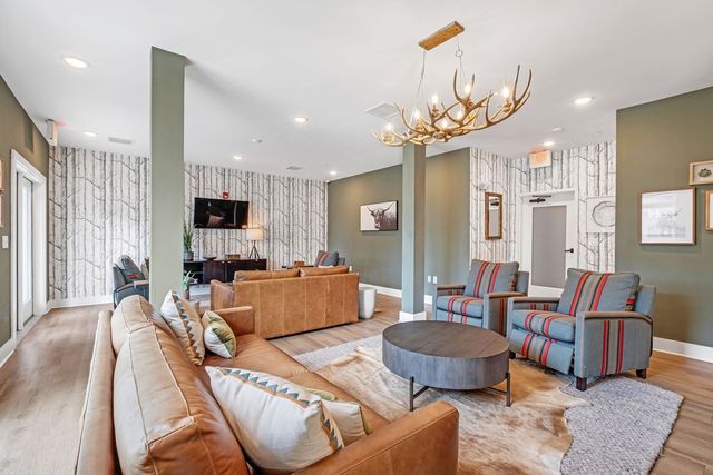 1540 Lebanon Pike Unit 402, Nashville, TN 37210
