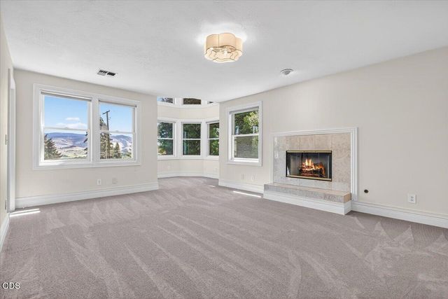 255 Scenic Drive, Ashland, OR 97520