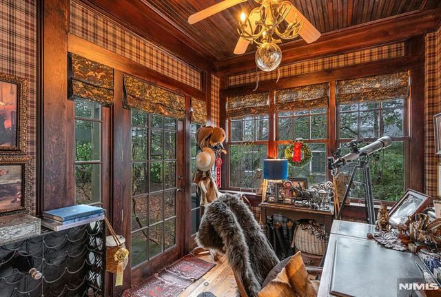 26 Short Road, Bloomingdale, NJ 07420